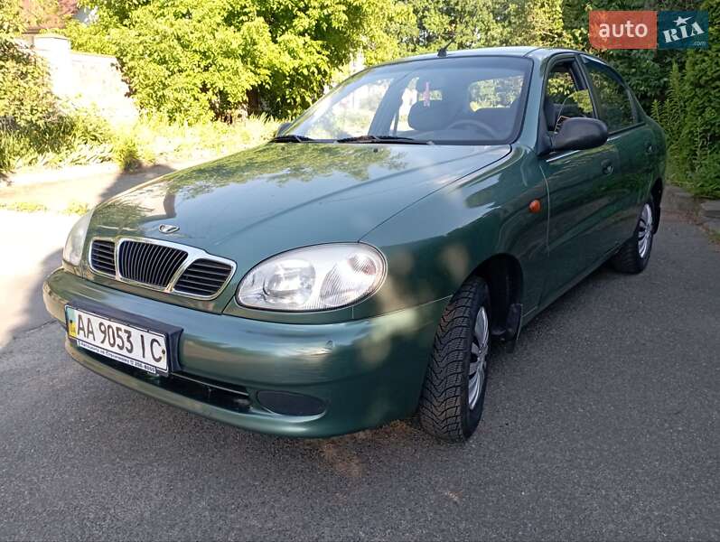 Седан Daewoo Lanos 2009 в Києві