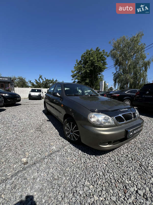 Хетчбек Daewoo Lanos 2001 в Дергачах