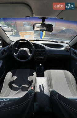 Хэтчбек Daewoo Lanos 2001 в 