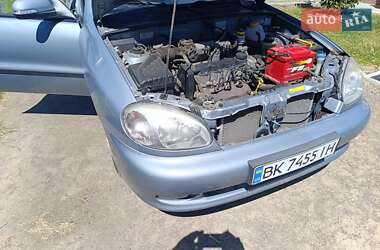 Седан Daewoo Lanos 2014 в Дубні