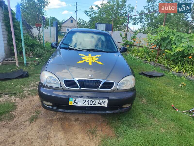 Седан Daewoo Lanos 2002 в Каменском