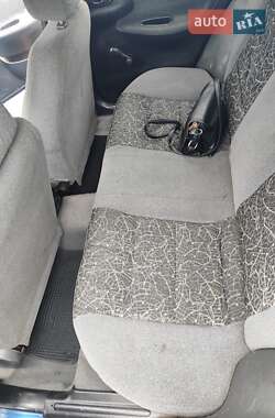 Седан Daewoo Lanos 2006 в Дніпрі