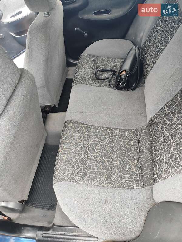Седан Daewoo Lanos 2006 в Дніпрі