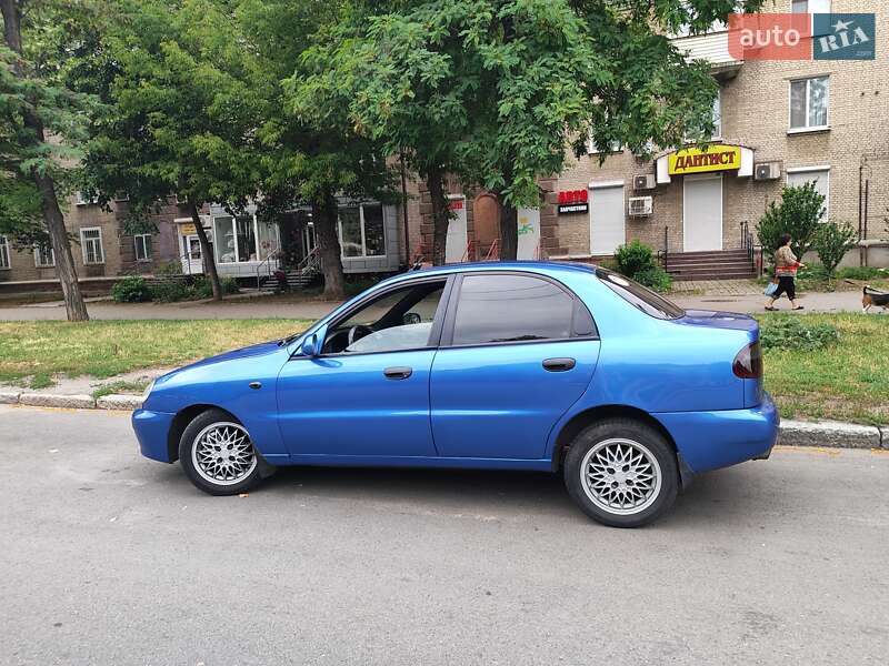 Седан Daewoo Lanos 2006 в Дніпрі
