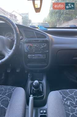 Седан Daewoo Lanos 2004 в 