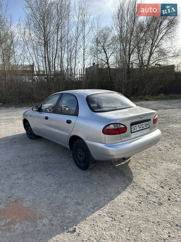 Седан Daewoo Lanos 2008 в Ровно