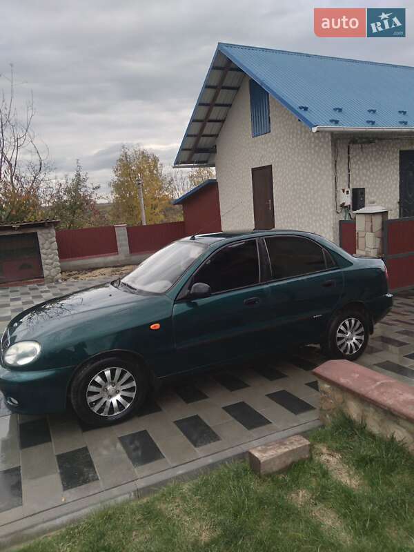 Седан Daewoo Lanos 2005 в Козове
