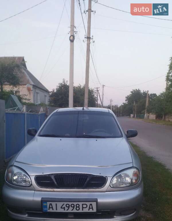 Седан Daewoo Lanos 2004 в Узине