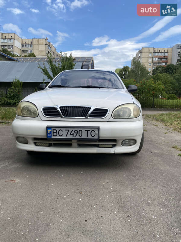 Седан Daewoo Lanos 2003 в Львове