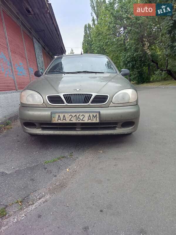 Седан Daewoo Lanos 2004 в Дніпрі