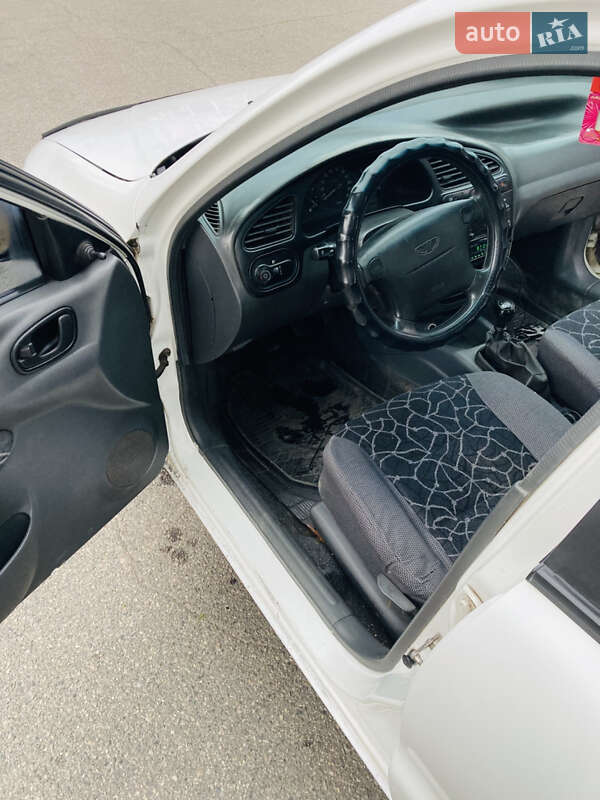 Седан Daewoo Lanos 2004 в Запорожье