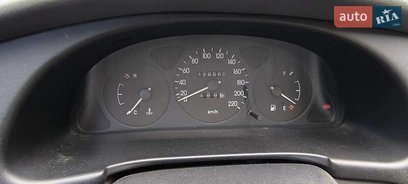 Седан Daewoo Lanos 2006 в Киеве