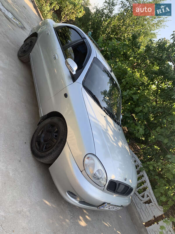 Седан Daewoo Lanos 2003 в Запорожье