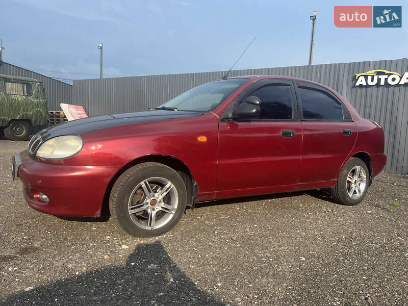 Седан Daewoo Lanos 2005 в Киеве