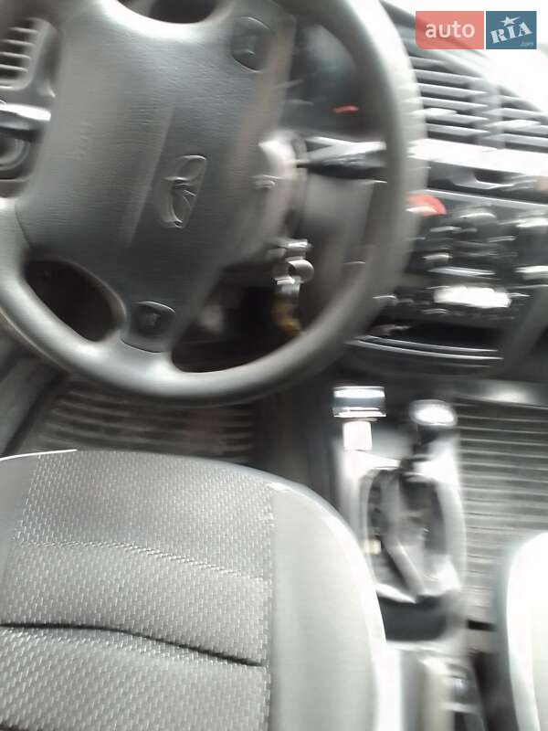 Седан Daewoo Lanos 1998 в Днепре