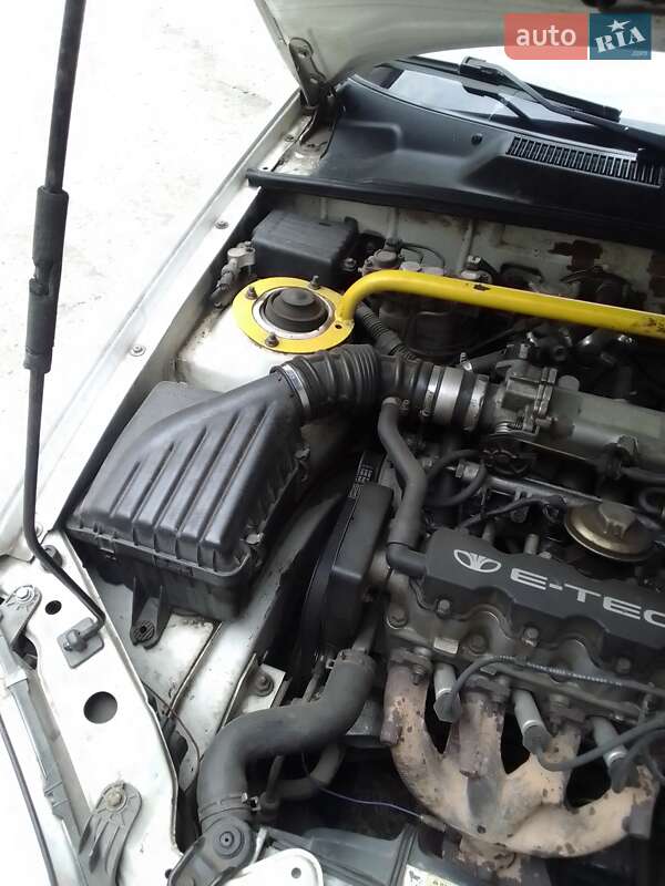 Седан Daewoo Lanos 1998 в Днепре