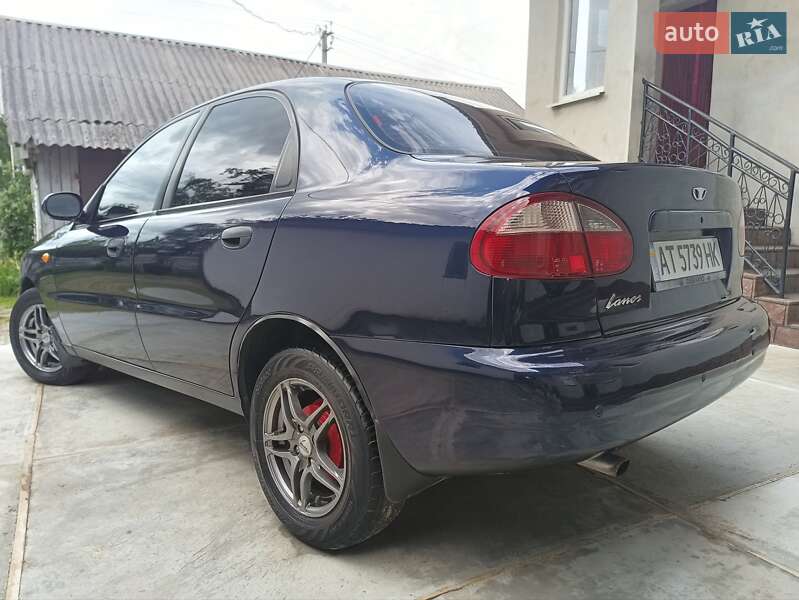 Седан Daewoo Lanos 2003 в Калуші