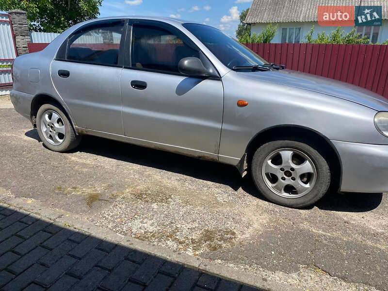 Седан Daewoo Lanos 2007 в Великосілках