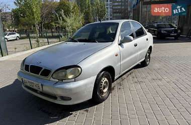 Седан Daewoo Lanos 2003 в Покровске