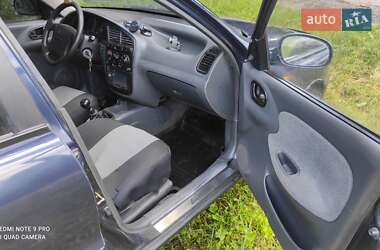 Седан Daewoo Lanos 2004 в 