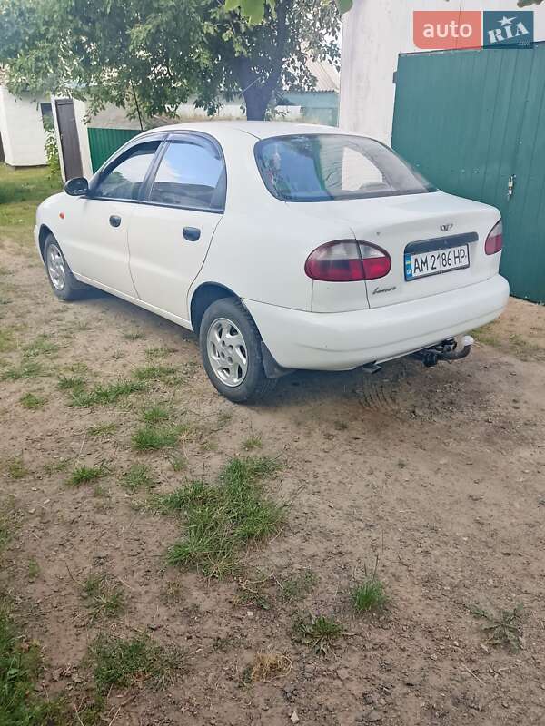 Седан Daewoo Lanos 2005 в Коростышеве