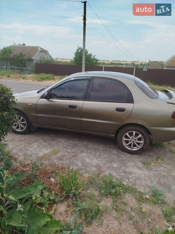 Седан Daewoo Lanos 2006 в Очакове