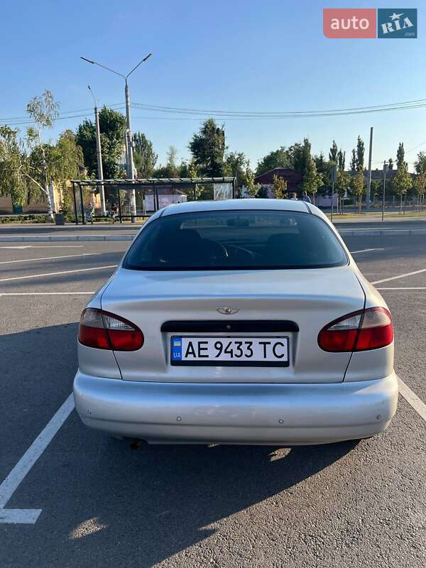 Седан Daewoo Lanos 2004 в Кривом Роге