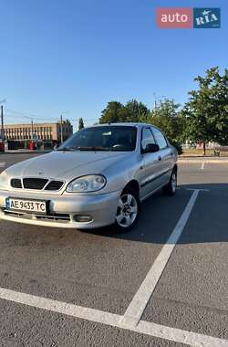 Седан Daewoo Lanos 2004 в Кривом Роге