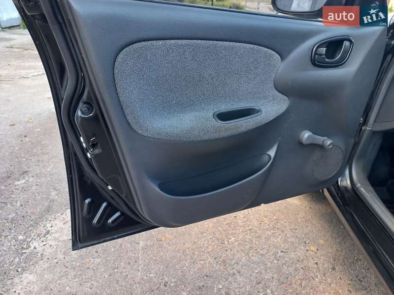 Седан Daewoo Lanos 2008 в Шостці