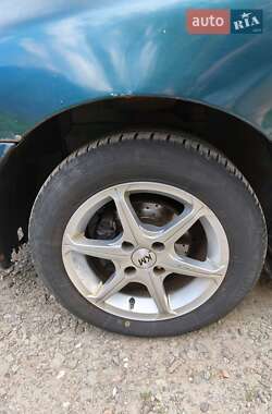 Седан Daewoo Lanos 2000 в Киеве