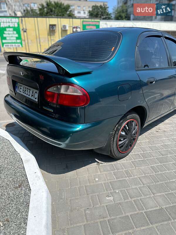Седан Daewoo Lanos 2003 в Дніпрі