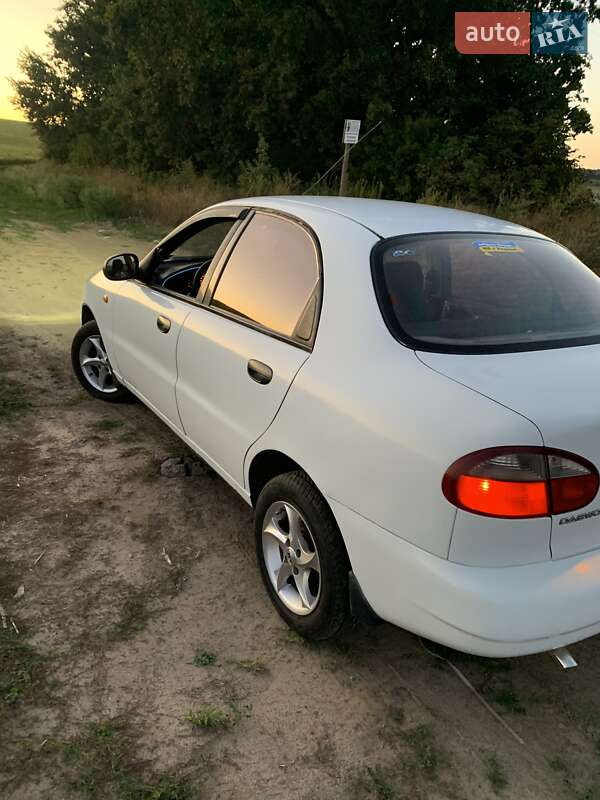 Седан Daewoo Lanos 2003 в Боярці