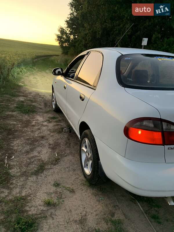 Седан Daewoo Lanos 2003 в Боярці