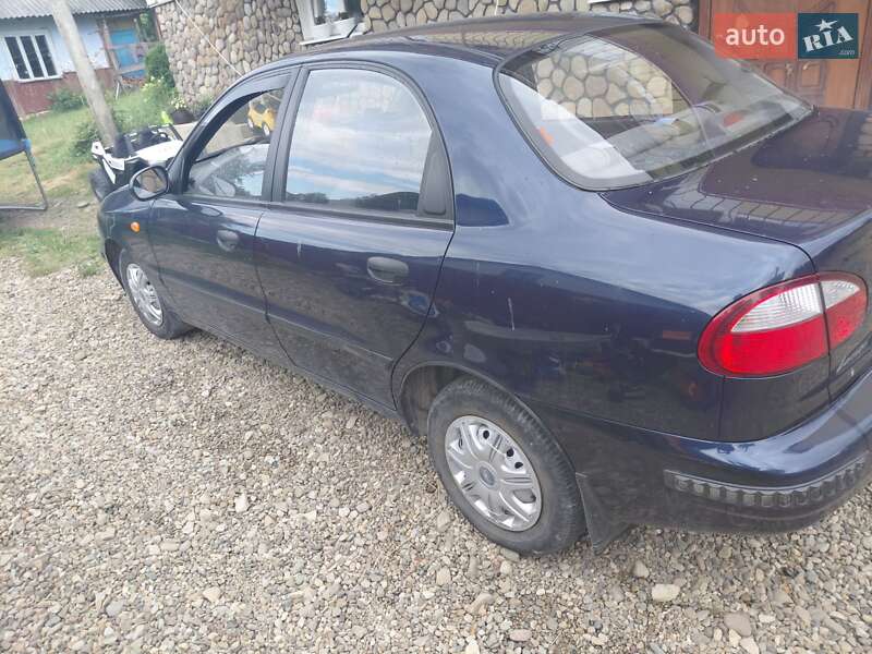 Седан Daewoo Lanos 2008 в Калуші