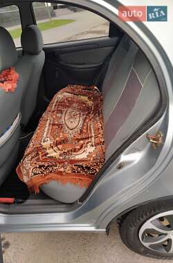 Седан Daewoo Lanos 2011 в 