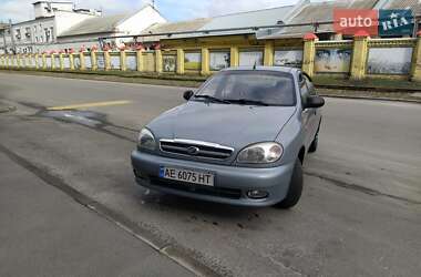 Седан Daewoo Lanos 2011 в 