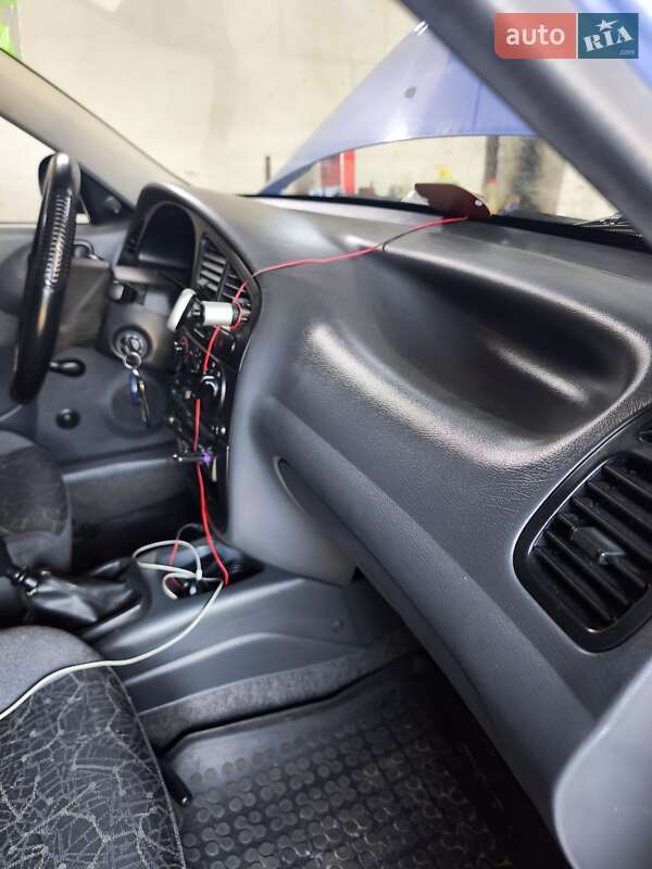 Седан Daewoo Lanos 2006 в Вараші