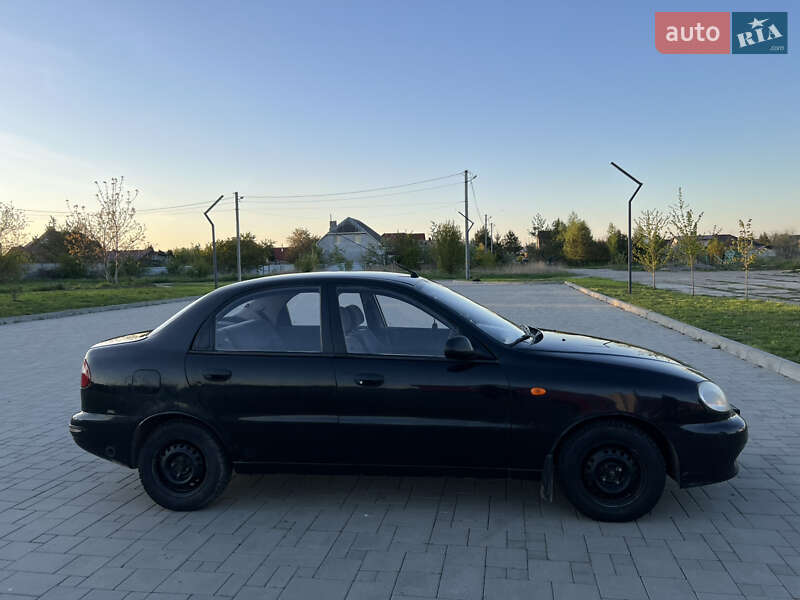 Седан Daewoo Lanos 2008 в Здолбунове