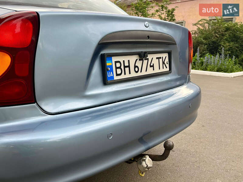 Седан Daewoo Lanos 2005 в Дачному
