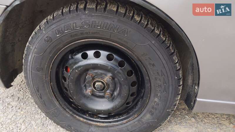 Седан Daewoo Lanos 2008 в Ужгороде