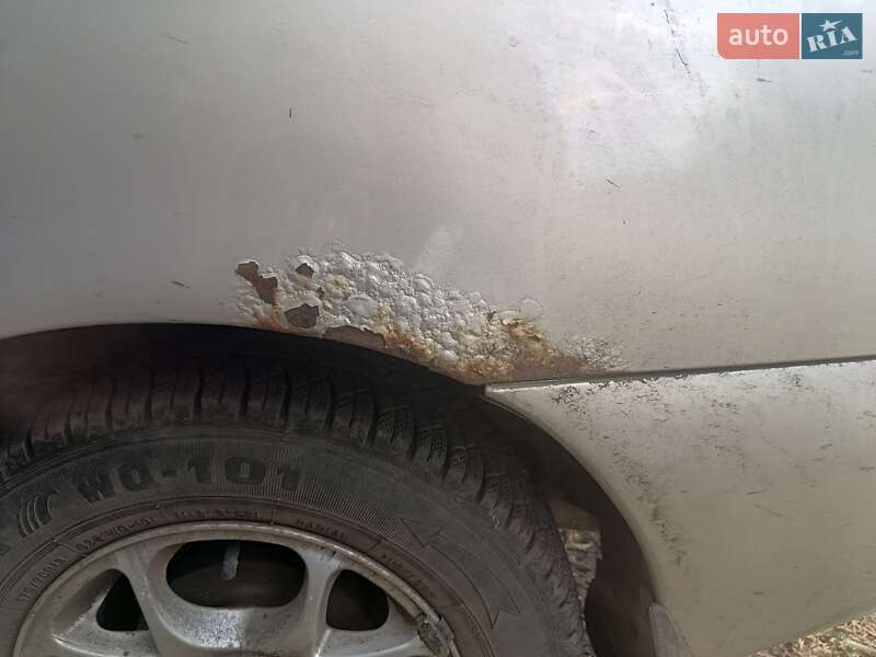 Седан Daewoo Lanos 2003 в Покровском