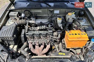 Седан Daewoo Lanos 2005 в 