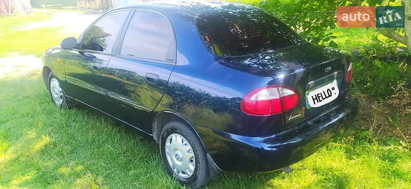 Седан Daewoo Lanos 2004 в Ромнах