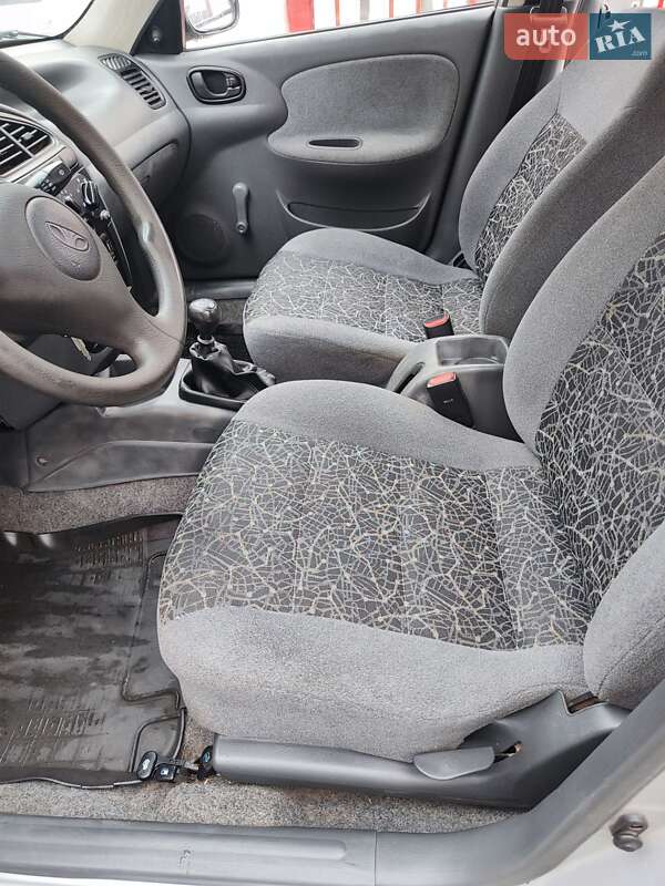 Седан Daewoo Lanos 2008 в Прилуках