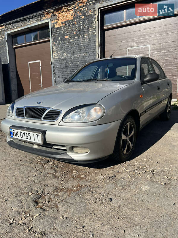 Седан Daewoo Lanos 2003 в 