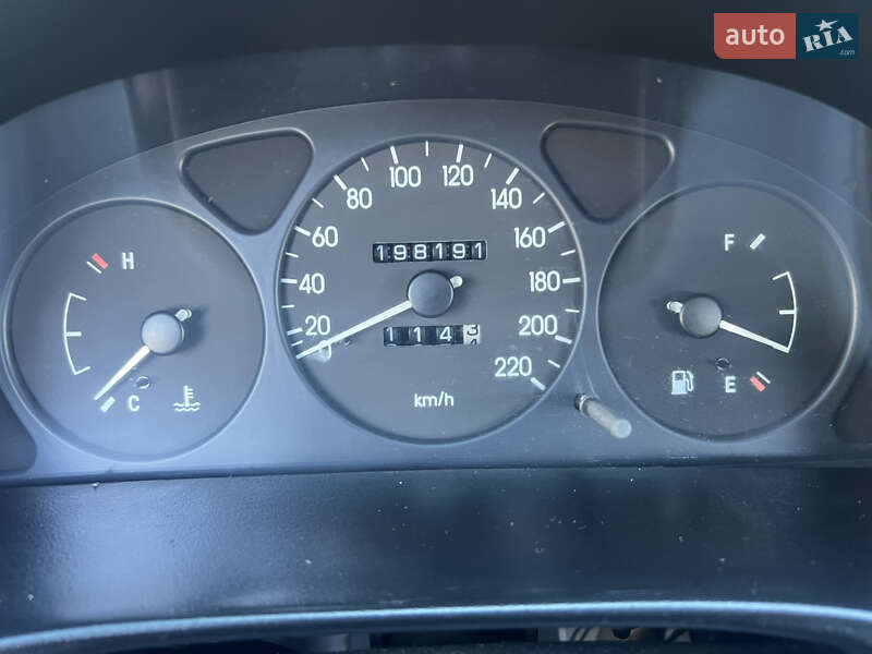 Седан Daewoo Lanos 2003 в Рівному