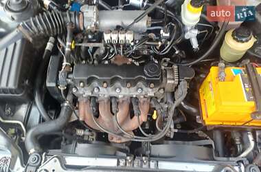 Седан Daewoo Lanos 2013 в 