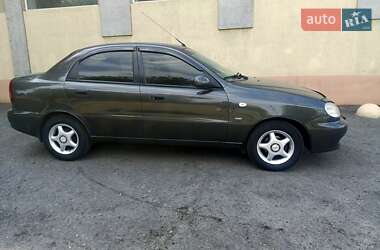 Седан Daewoo Lanos 2013 в 