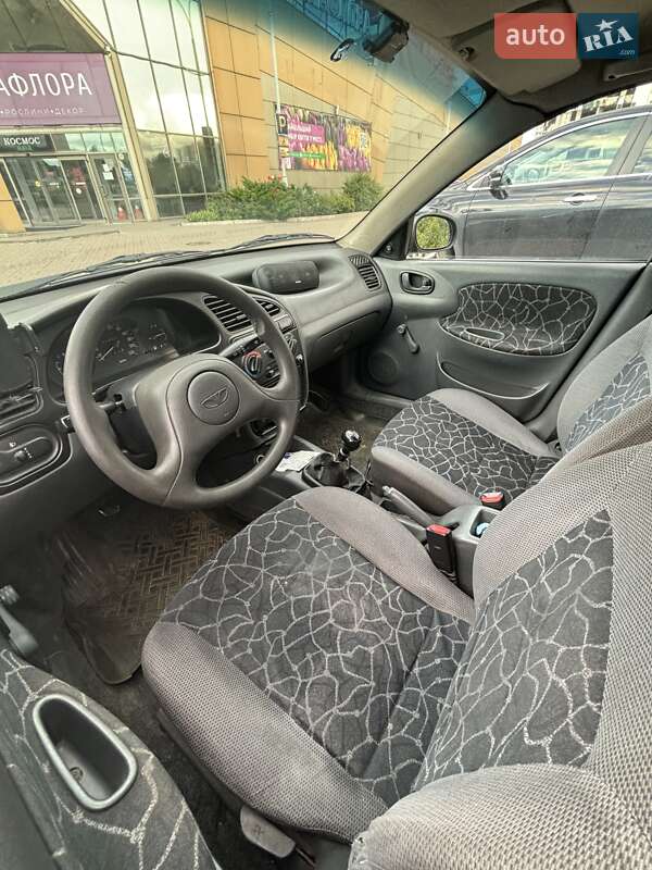 Седан Daewoo Lanos 2003 в Киеве фото 10 Седан Daewoo Lanos 2003 в Киеве