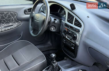 Седан Daewoo Lanos 2004 в 